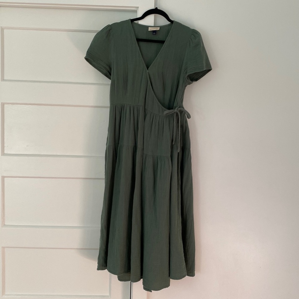 Universal Thread Wrap Dress, Meadow Green, S